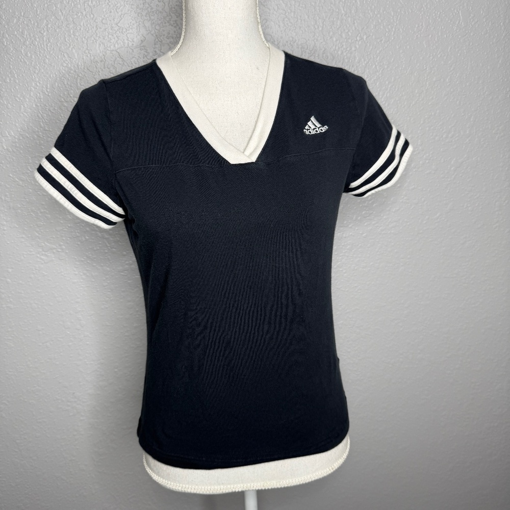 Adidas Medium  V-Neck short sleeve top black &‎ white -cp